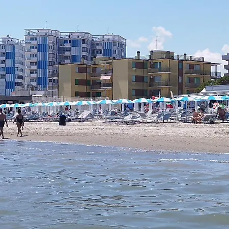 Apartment Pomposa Premium Lite Frontemare