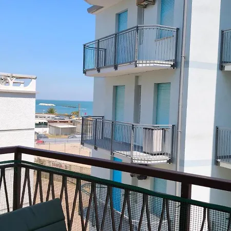 Apartment Pomposa Premium Lite Frontemare *